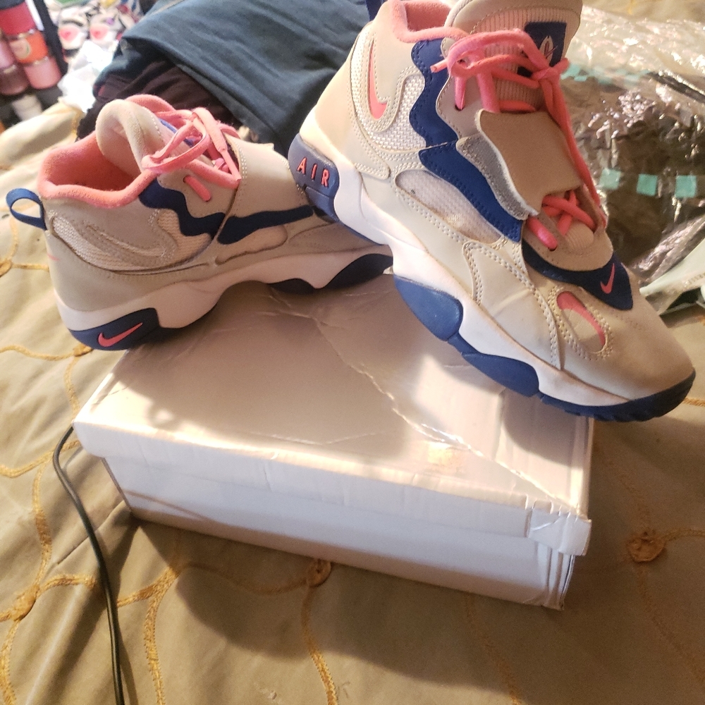 Nike